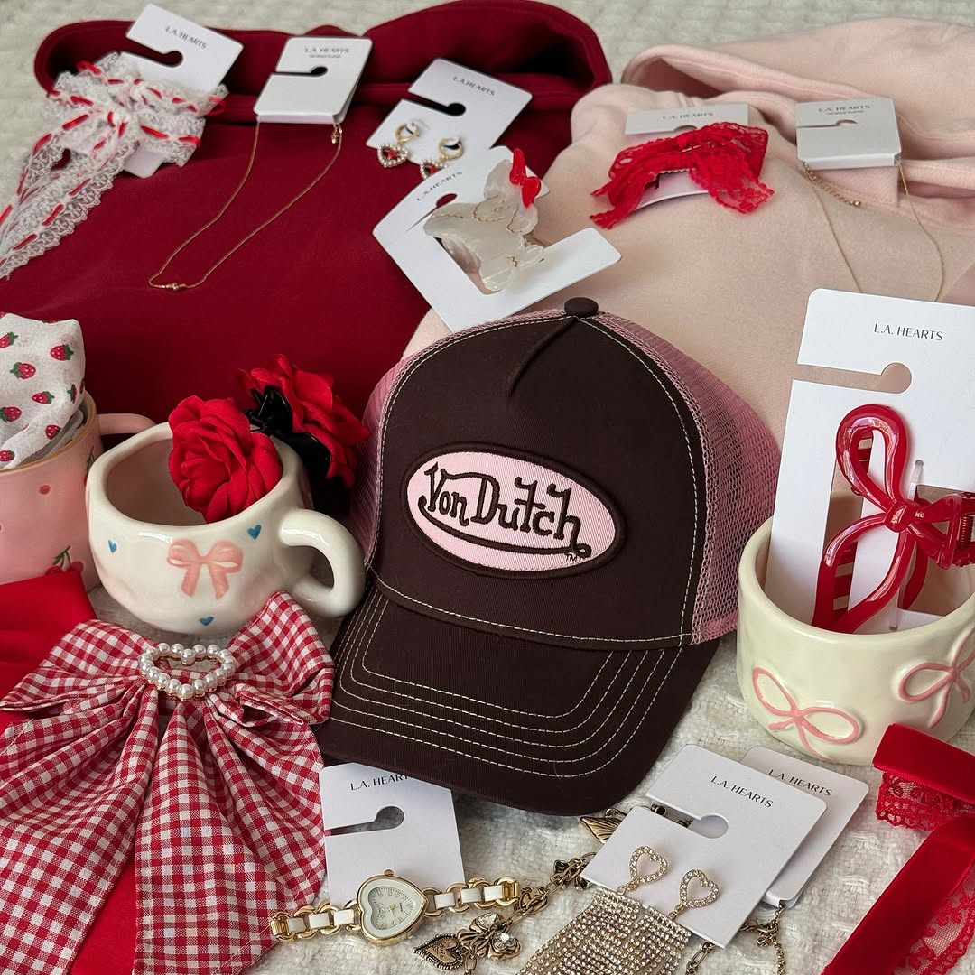 PacSun Valentine's-themed goods